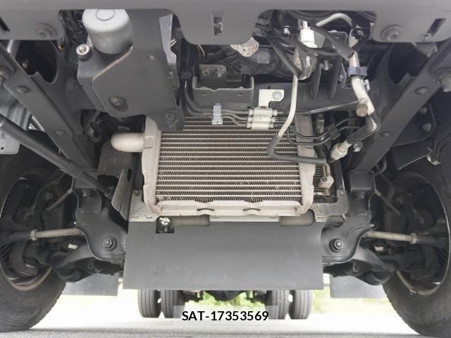 Toyota DYNA TRUCK 2019-08 8335641-25