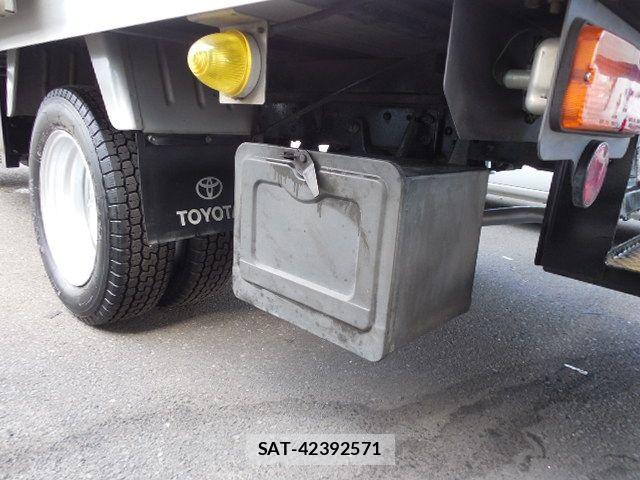 Toyota DYNA TRUCK 2018-12 8335643-17