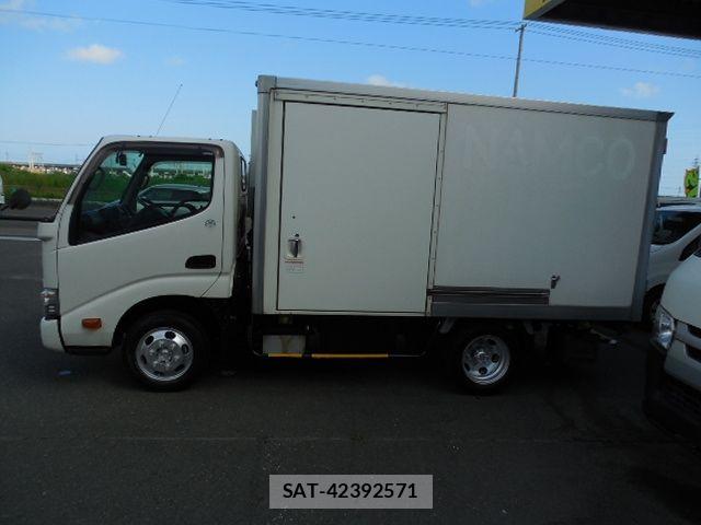 Toyota DYNA TRUCK 2018-12 8335643-4
