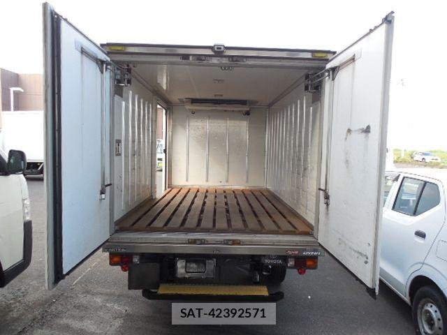 Toyota DYNA TRUCK 2018-12 8335643-8