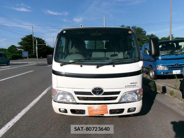 Toyota DYNA TRUCK 2016-08 8335645-4