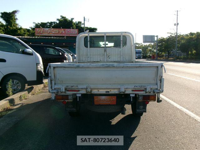 Toyota DYNA TRUCK 2016-08 8335645-5