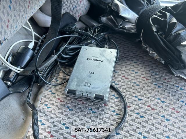 Toyota DYNA TRUCK 2004-12 8335647-11