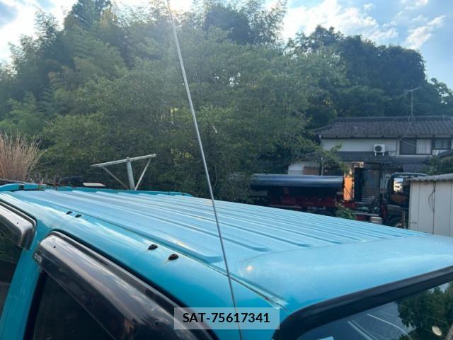 Toyota DYNA TRUCK 2004-12 8335647-4