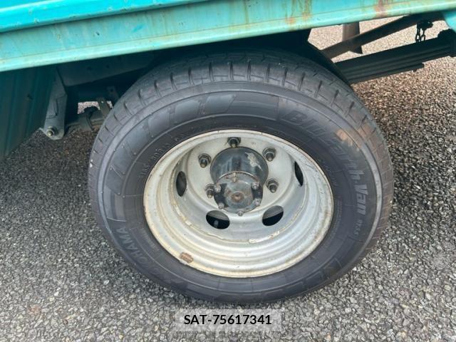 Toyota DYNA TRUCK 2004-12 8335647-8