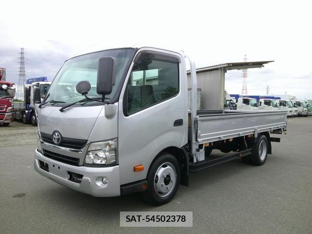 Toyota DYNA TRUCK 2017-02 8335646-0