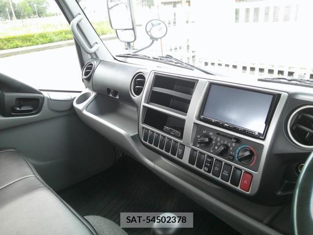 Toyota DYNA TRUCK 2017-02 8335646-15