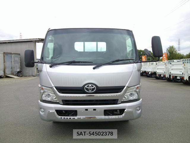 Toyota DYNA TRUCK 2017-02 8335646-1