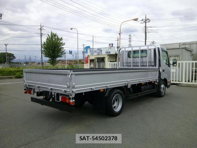 Toyota DYNA TRUCK 2017-02 8335646-4