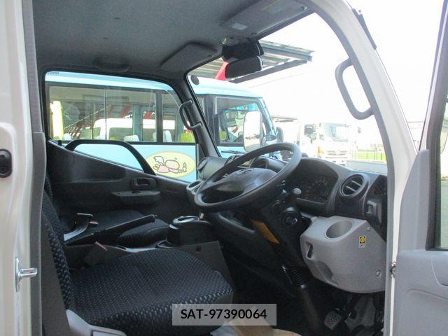 Toyota DYNA TRUCK 2026-06 8335637-9