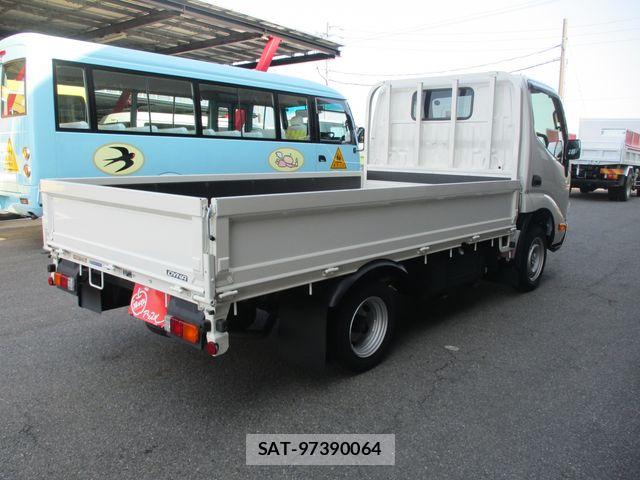 Toyota DYNA TRUCK 2026-06 8335637-1