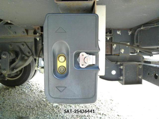 Toyota DYNA TRUCK 2020-01 8335638-20