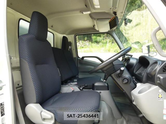 Toyota DYNA TRUCK 2020-01 8335638-27