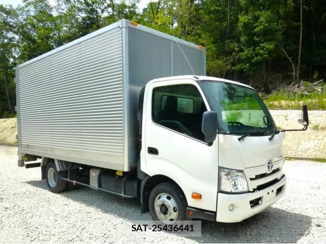 Toyota DYNA TRUCK 2020-01 8335638-2