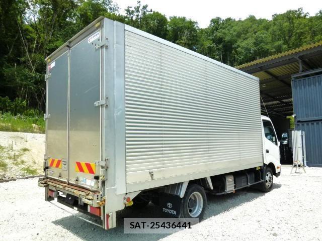 Toyota DYNA TRUCK 2020-01 8335638-3