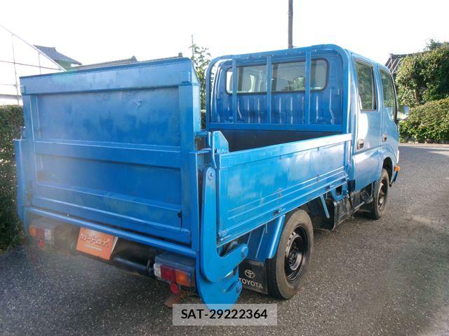 Toyota DYNA TRUCK 2013-01 8335644-13