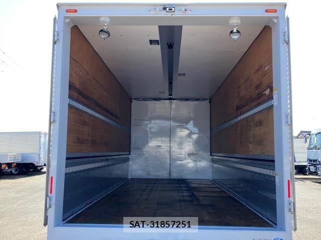 Toyota DYNA TRUCK 2022-05 8354348-9