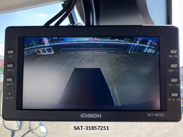 Toyota DYNA TRUCK 2022-05 8354348-24