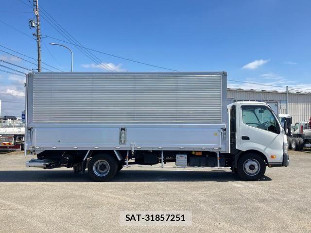 Toyota DYNA TRUCK 2022-05 8354348-7