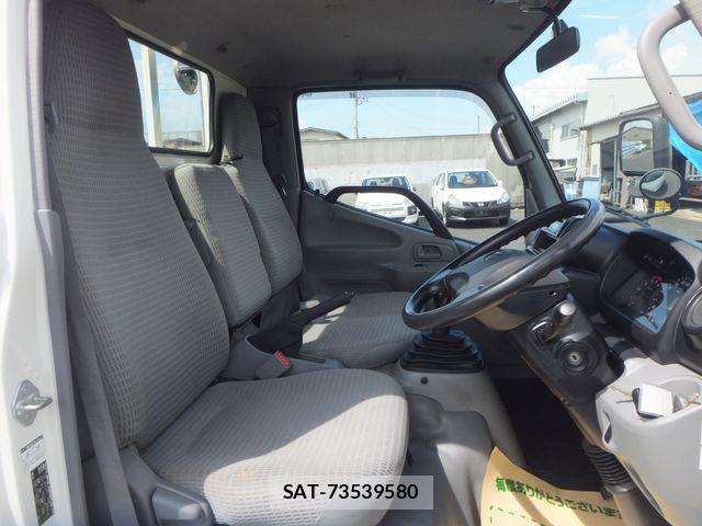 Toyota DYNA TRUCK 2020-05 8354356-12