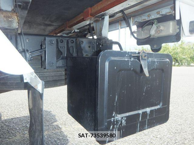 Toyota DYNA TRUCK 2020-05 8354356-23