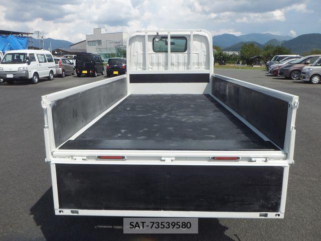 Toyota DYNA TRUCK 2020-05 8354356-8