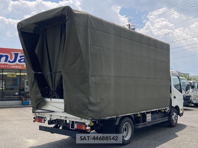 Toyota DYNA TRUCK 2021-06 8354355-3