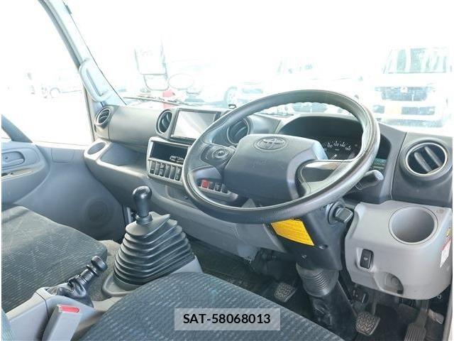Toyota DYNA TRUCK 2023-07 8354351-1
