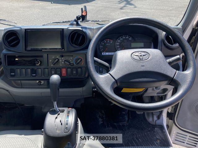 Toyota DYNA TRUCK 2021-06 8354352-6