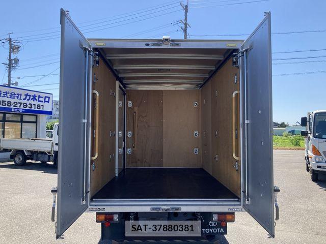 Toyota DYNA TRUCK 2021-06 8354352-7