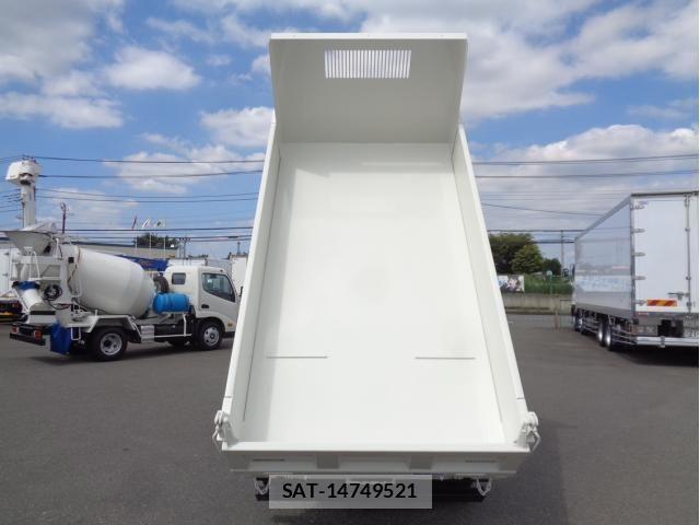 Toyota DYNA TRUCK 2026-07 8354350-4