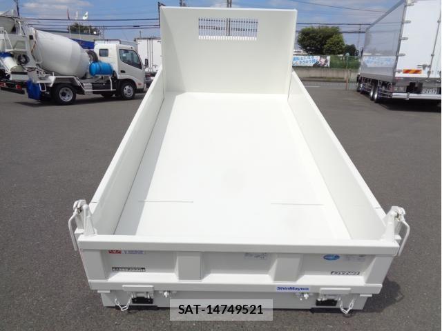 Toyota DYNA TRUCK 2026-07 8354350-6