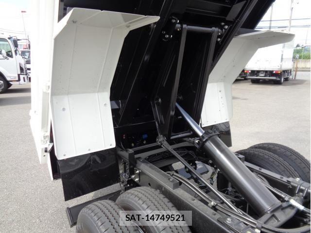 Toyota DYNA TRUCK 2026-07 8354350-7