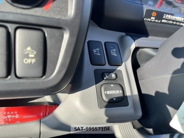 Toyota DYNA TRUCK 2019-06 8365673-11