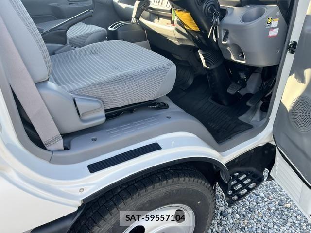 Toyota DYNA TRUCK 2019-06 8365673-14