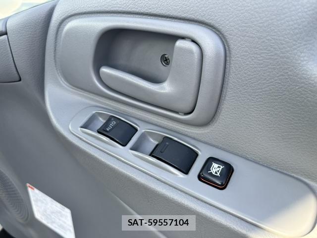 Toyota DYNA TRUCK 2019-06 8365673-15
