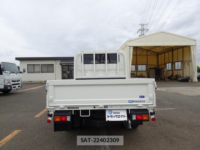 Toyota DYNA TRUCK 2026-05 8365670-4