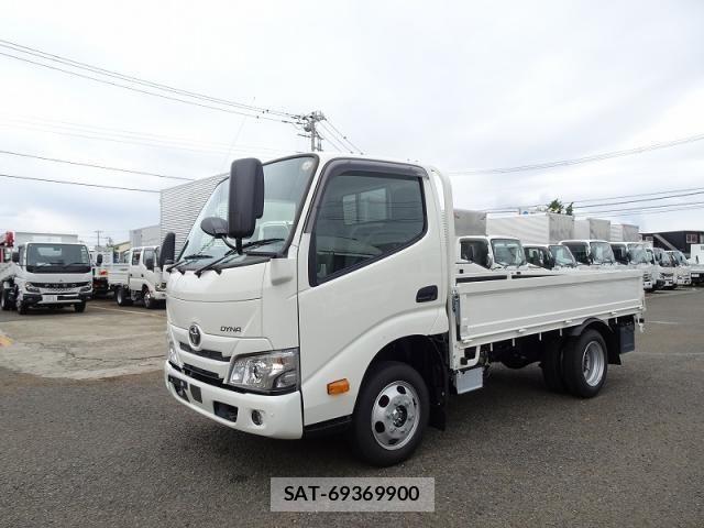 Toyota DYNA TRUCK 2026-04 8365671-0
