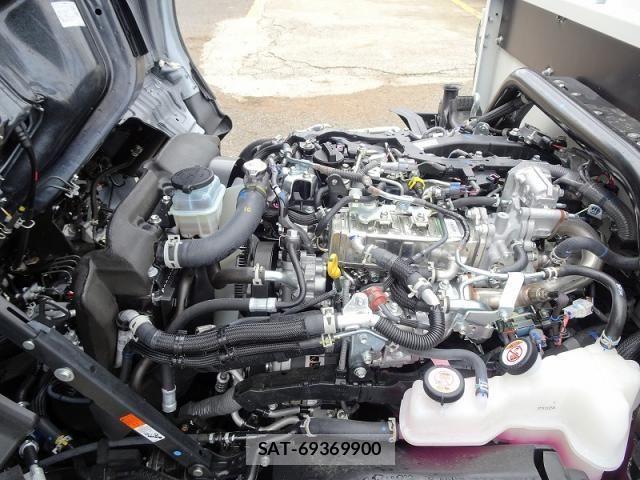 Toyota DYNA TRUCK 2026-04 8365671-10