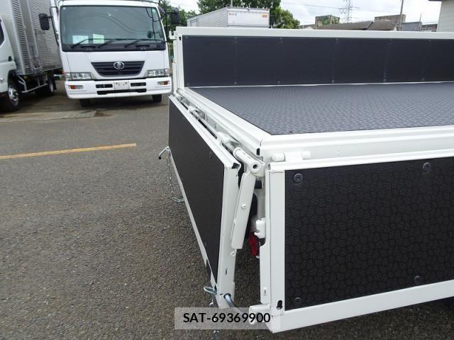 Toyota DYNA TRUCK 2026-04 8365671-6