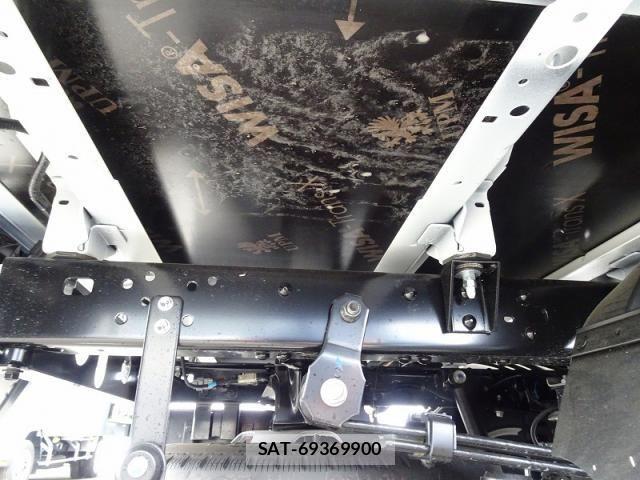 Toyota DYNA TRUCK 2026-04 8365671-8