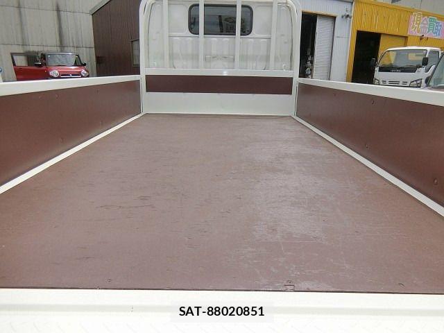 Toyota DYNA TRUCK 2005-06 8365674-9