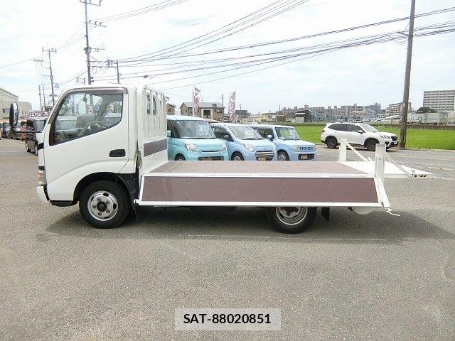 Toyota DYNA TRUCK 2005-06 8365674-22