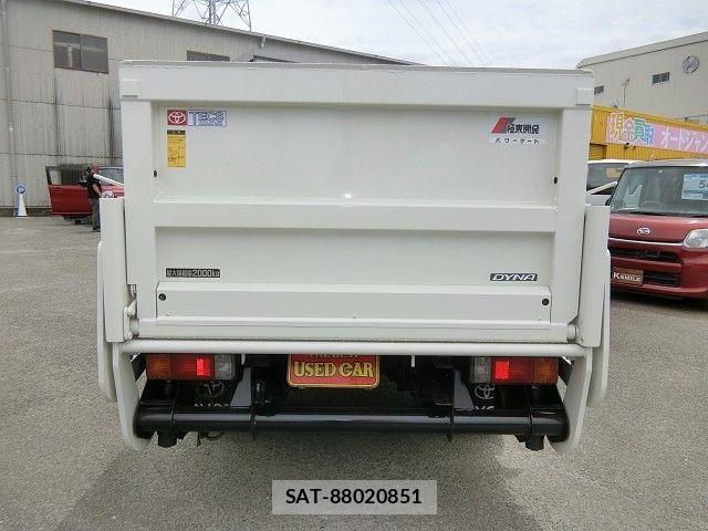 Toyota DYNA TRUCK 2005-06 8365674-29