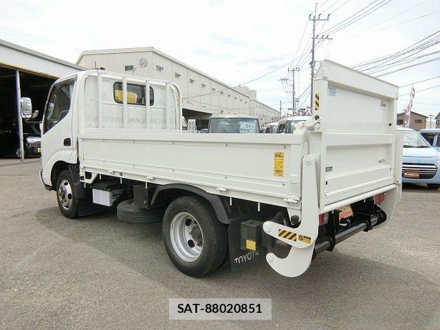 Toyota DYNA TRUCK 2005-06 8365674-6