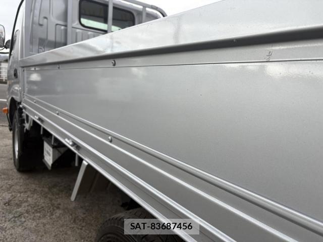 Toyota DYNA TRUCK 2015-02 8412133-24