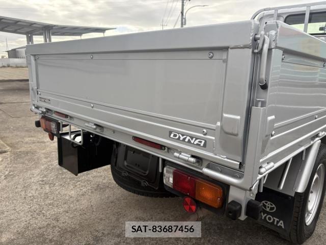 Toyota DYNA TRUCK 2015-02 8412133-28