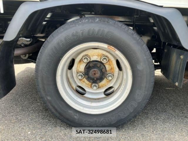Toyota DYNA TRUCK 2005-06 8457394-16
