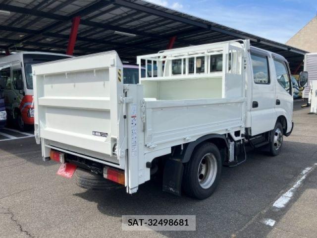 Toyota DYNA TRUCK 2005-06 8457394-1