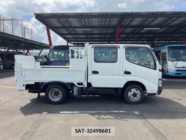 Toyota DYNA TRUCK 2005-06 8457394-5